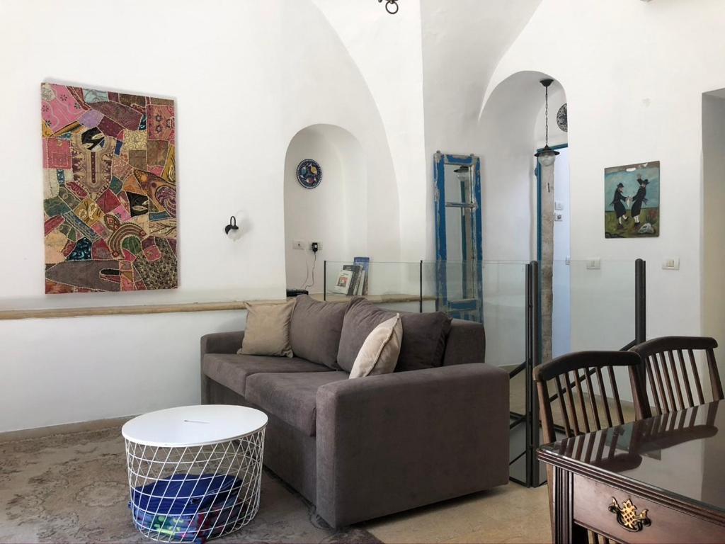 One Bedroom Stone Apartment Jerusalem Exterior photo